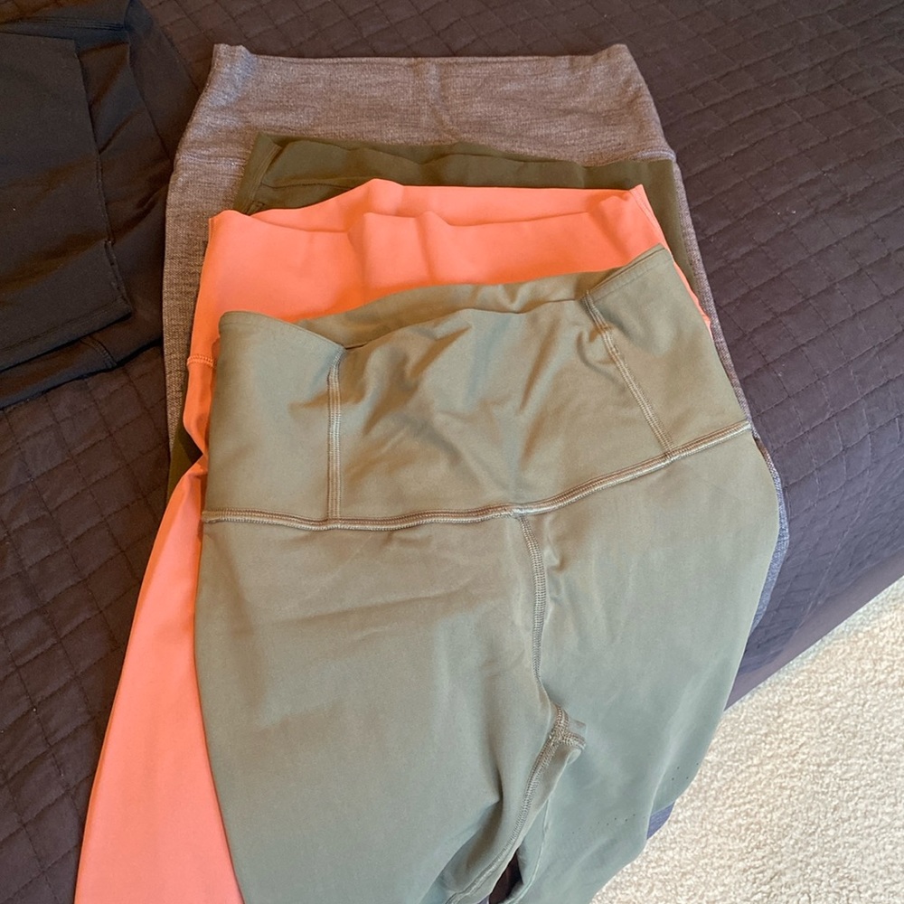 Lululemon leggings size 6 (4 pairs)